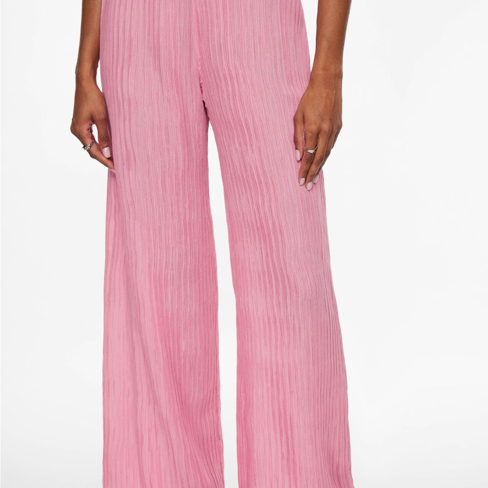 Dynamite Malika Crinkled Wide Leg Pants